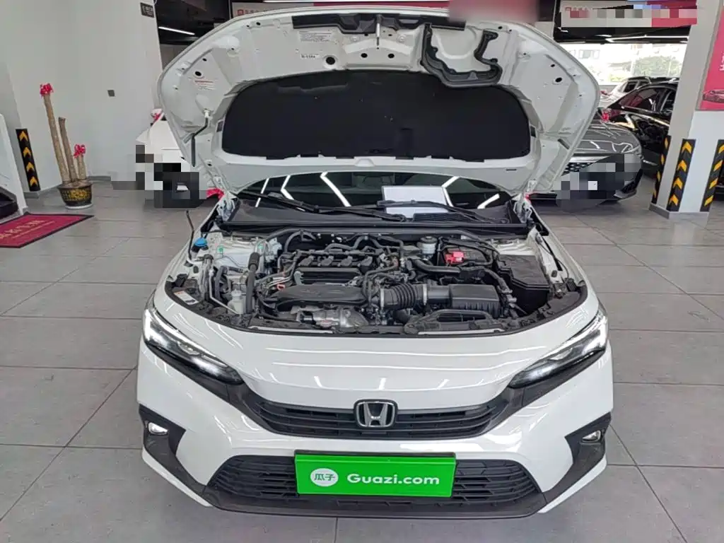 Фото 20 - Honda Civic