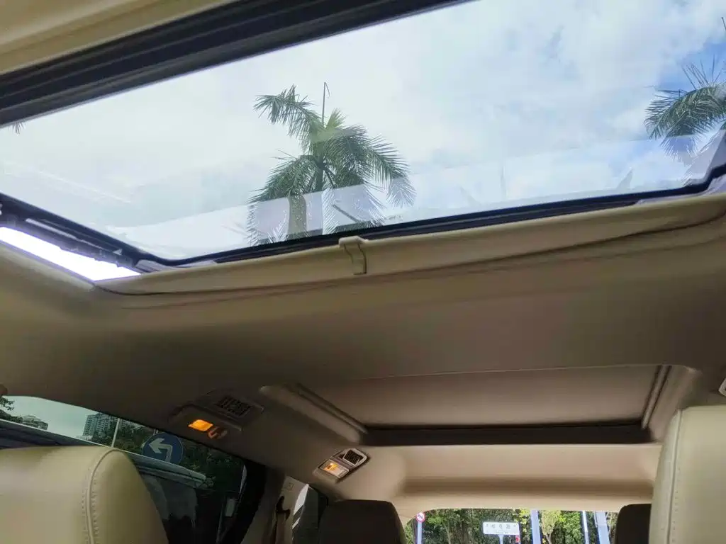 Photo 6 - Buick GL8