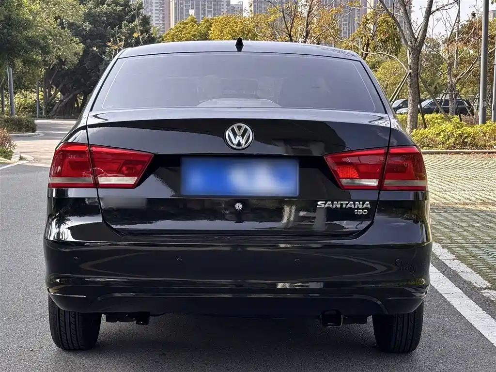 Volkswagen Santana 2015 1.6L Automatic Trend Edition фото 6