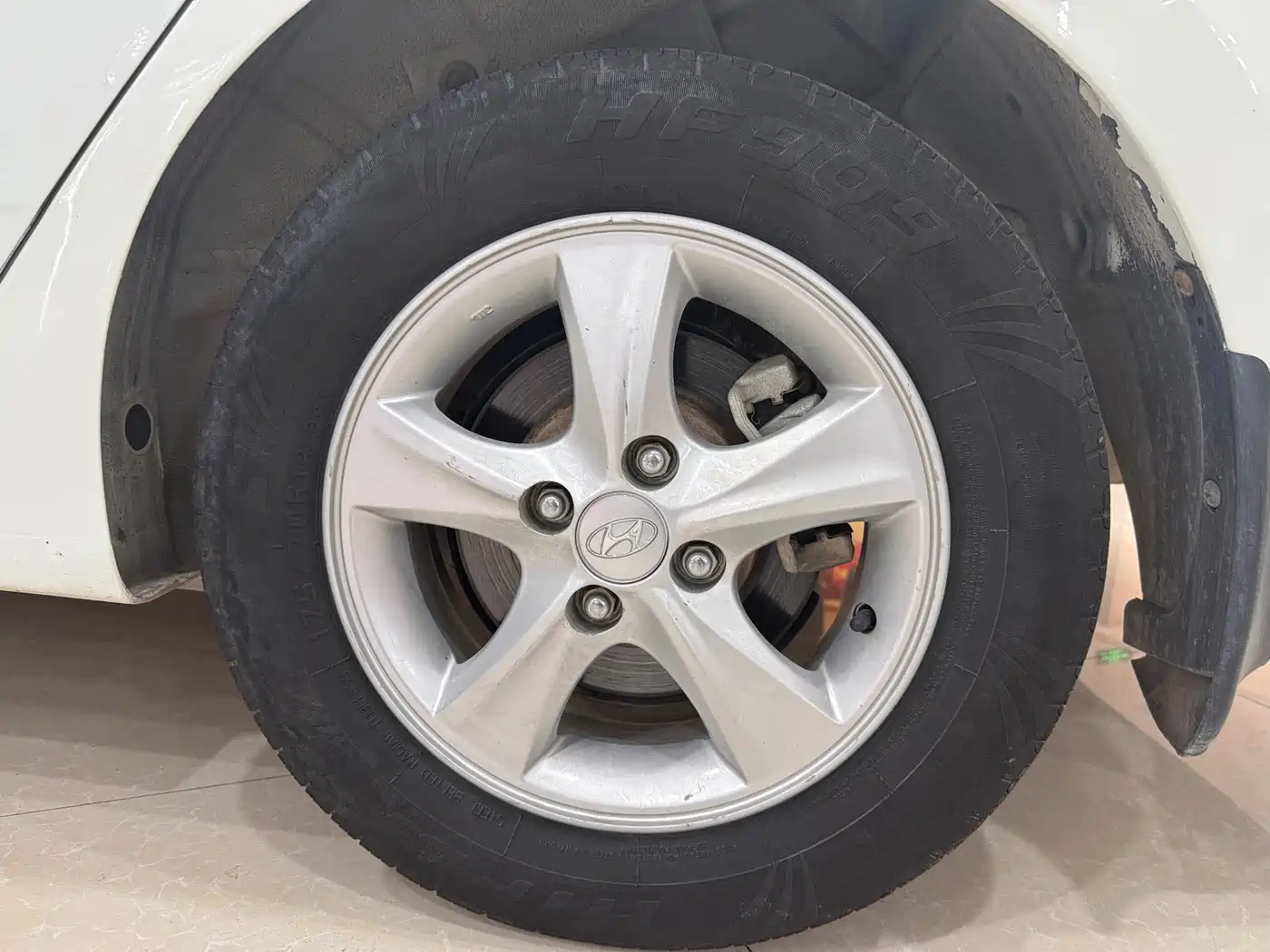 Hyundai Verna 2014 1.4L Manual Smart GLS фото 10