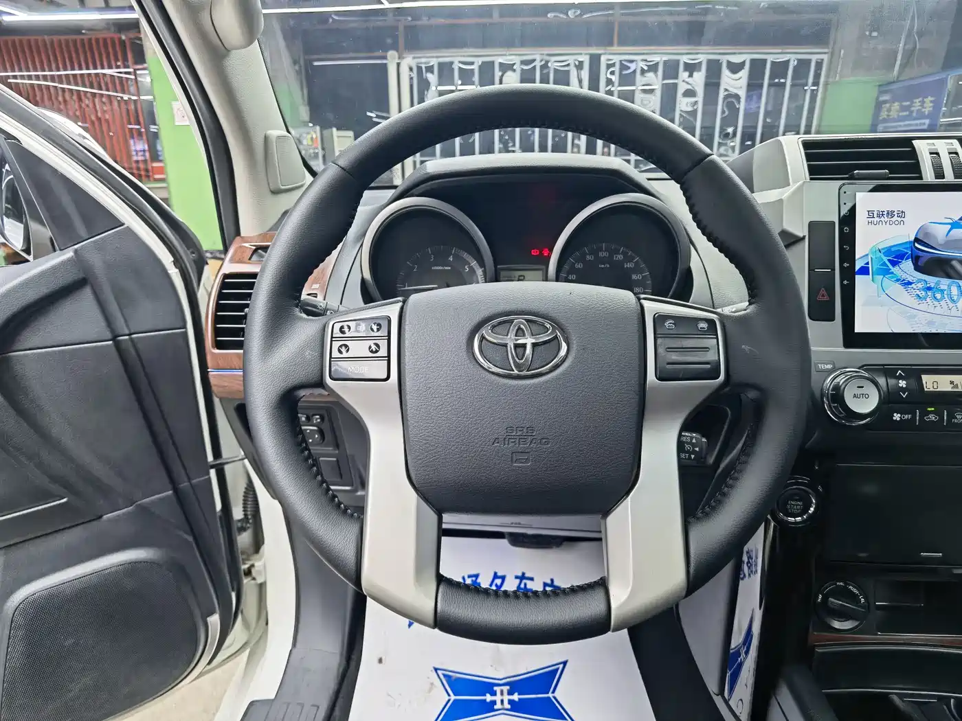 Toyota Prado (Import) 2014 2.7L Automatic Standard Edition фото 10
