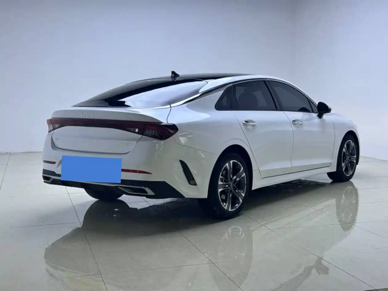 Kia K5 2025 1.5T Premium Edition фото 7