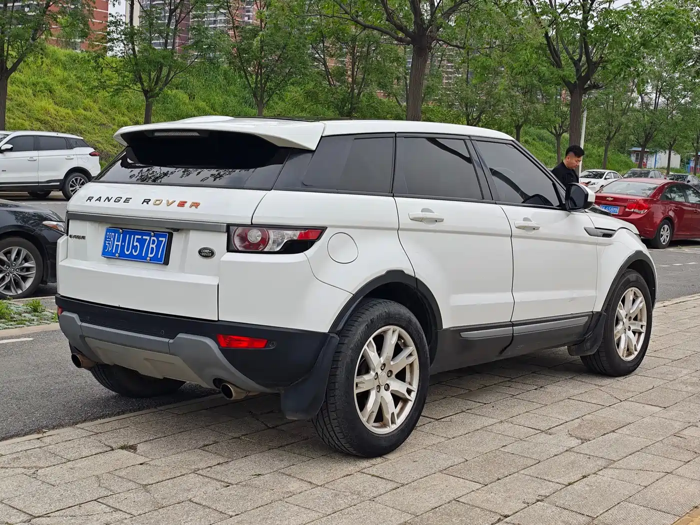 Land Rover Range Rover Evoque (Import) 2014 2.0T 5-door Brilliance Premium фото 7