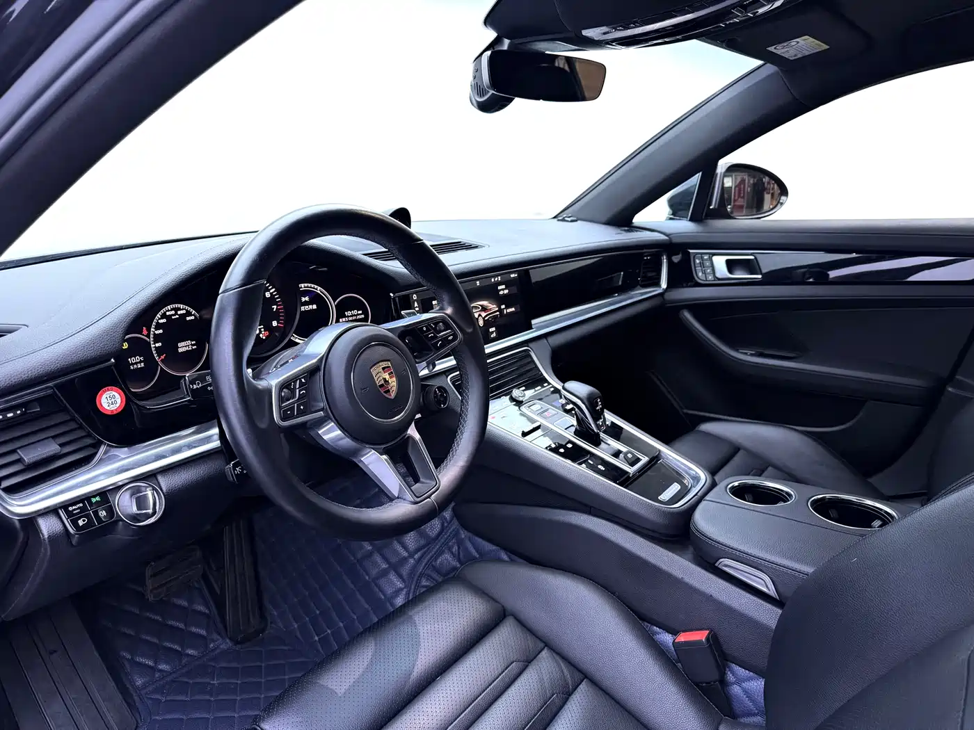 Porsche Panamera 2017 Panamera 3.0T фото 8
