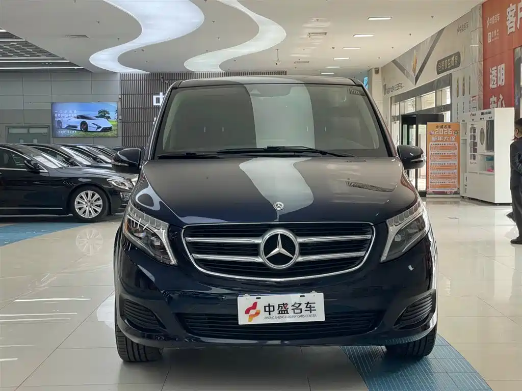 Mercedes-Benz V-Class 2017 Model V 260 Pilot Edition фото 2