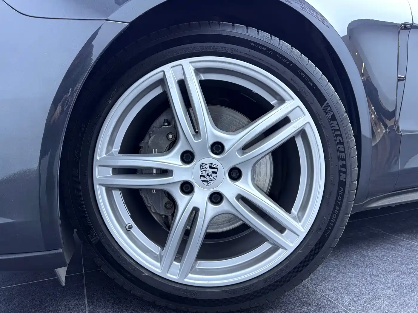 Porsche Panamera 2017 Panamera 3.0T фото 28