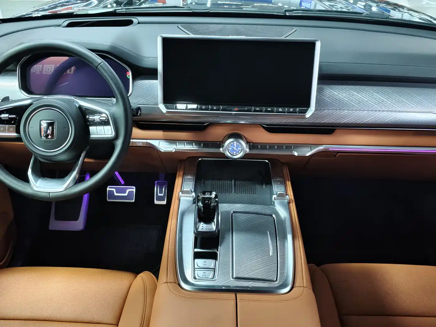 TANK TANK 700 NEW ENERGY