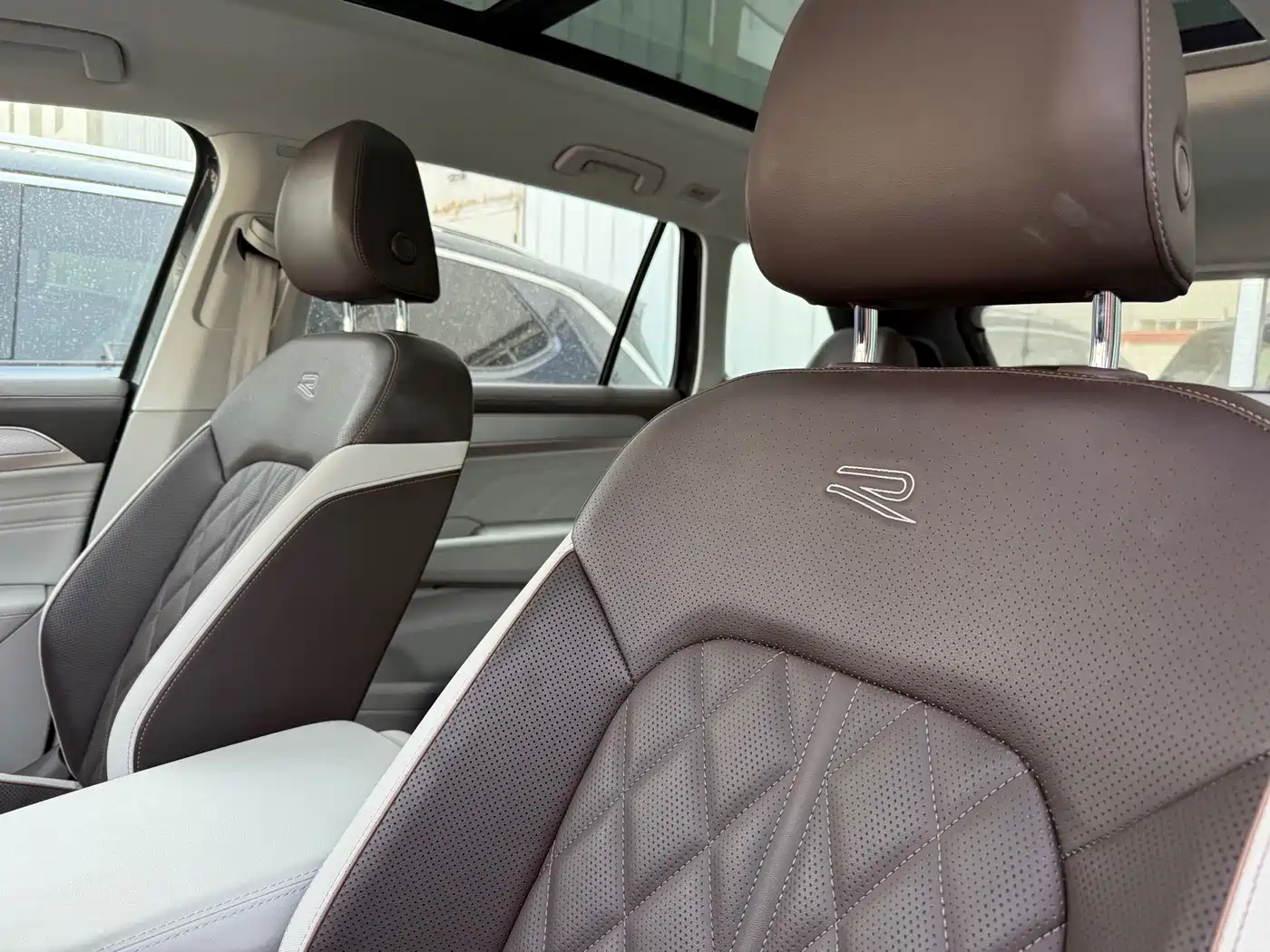 Volkswagen Talagon 2023 380TSI 4WD R-Line Touring Edition фото 6