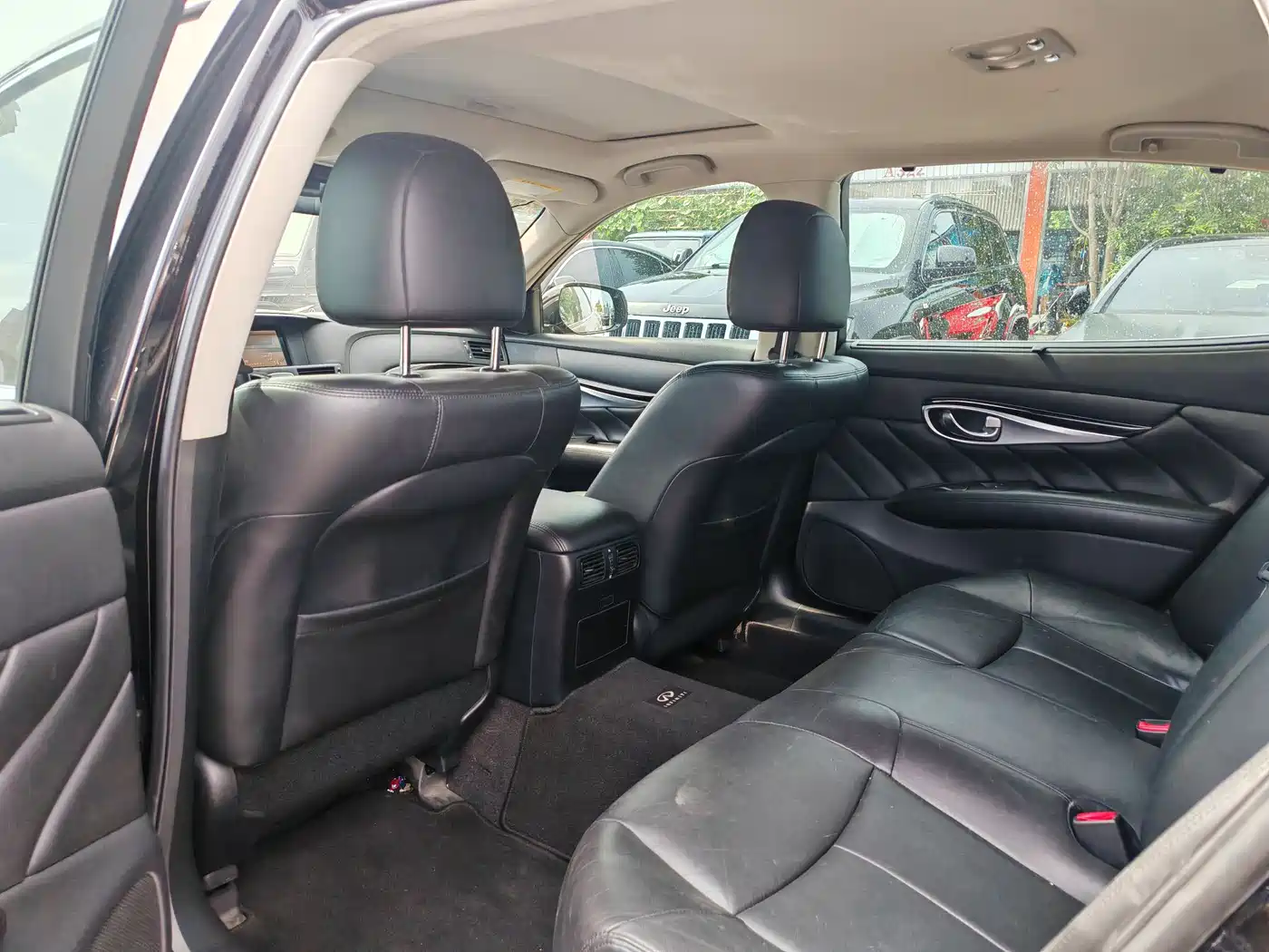 Infiniti Q70 2015 2015 Q70L 2.5L Elite