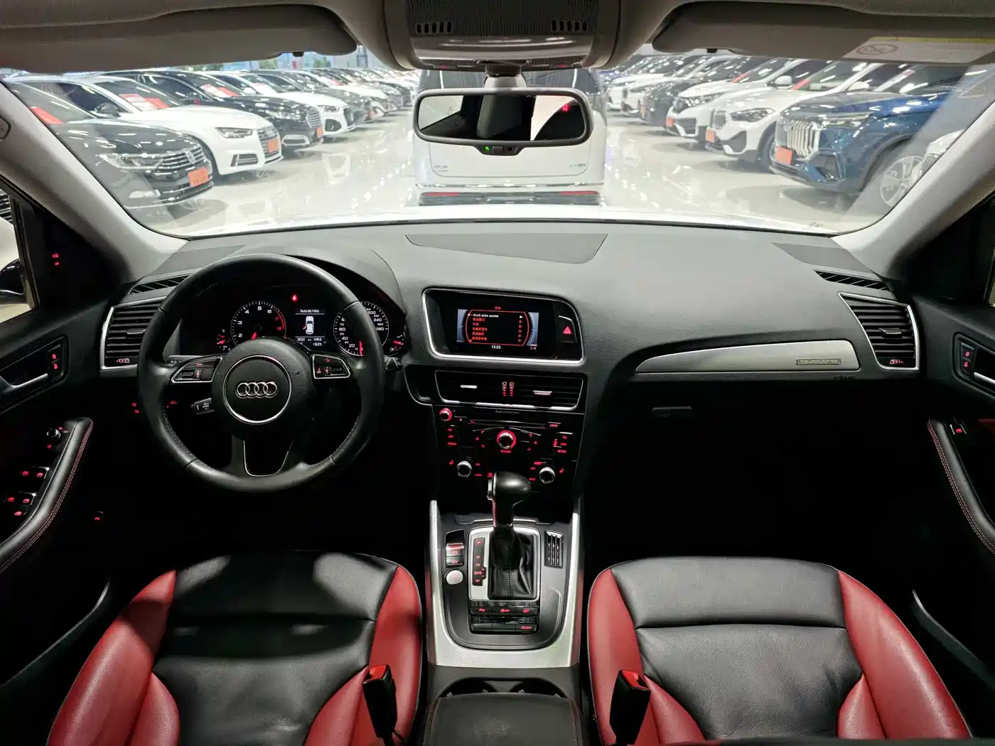 Audi Q5 2017 Plus 40 TFSI Technology фото 9