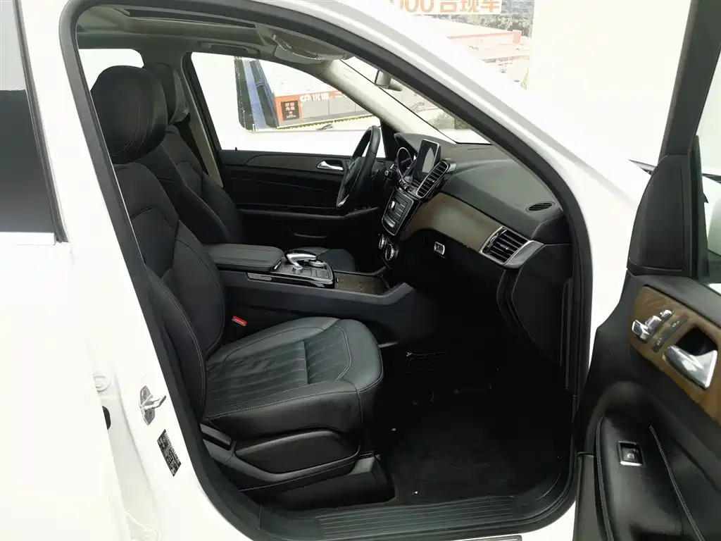 Mercedes-Benz GLE 2016 GLE 400 4MATIC фото 23