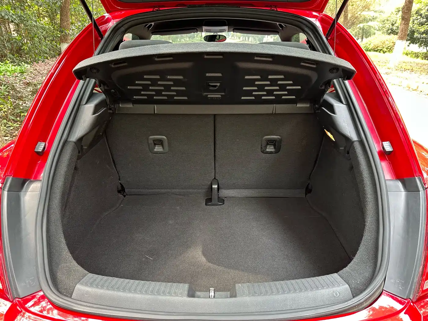 Volkswagen Beetle 2013 1.4TSI Fashion Edition фото 17