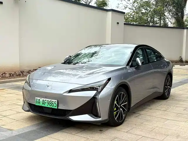 ARCFOX Alpha S5 2025 Model 560MAX 185kW