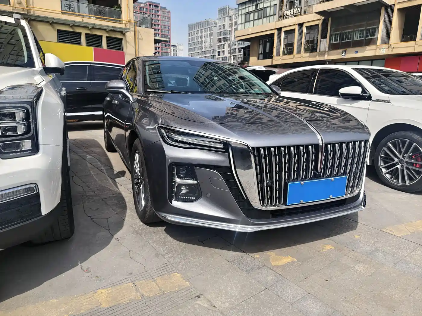 Hongqi H5 2024 1.5T DCT Smart Connect Flag Rhythm Edition фото 3