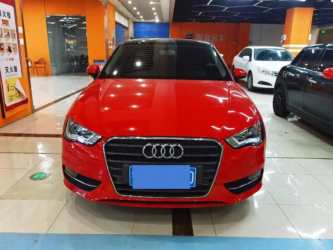 Audi A3 2014 Sportback 35 TFSI Automatic Fashion фото 2