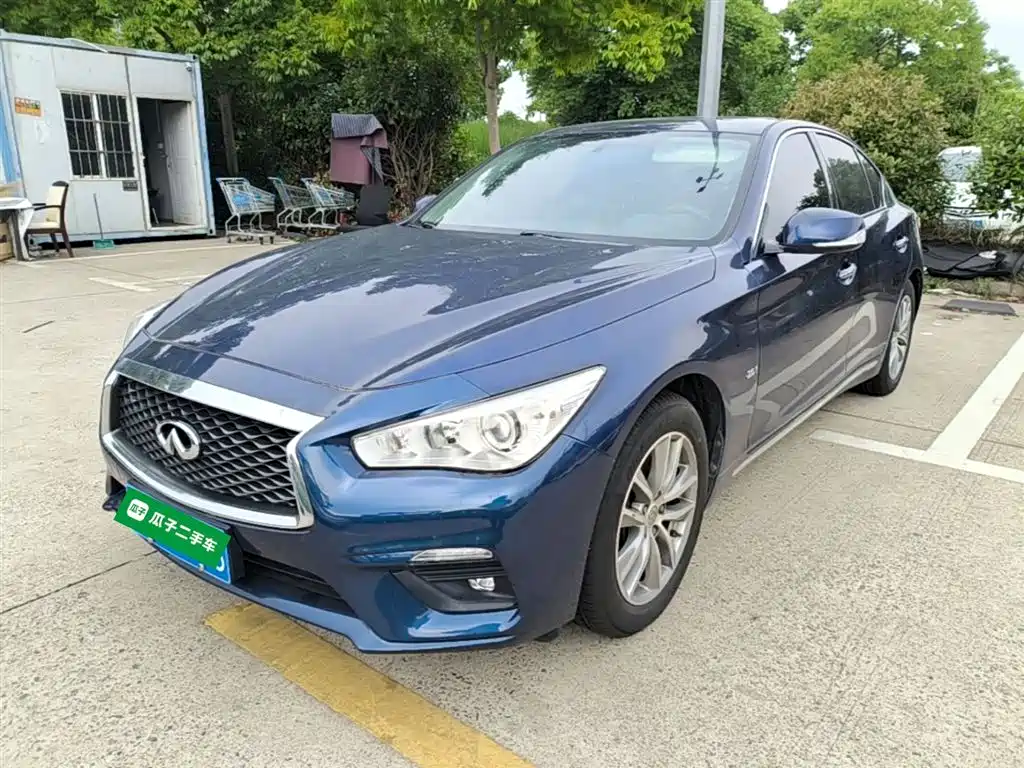 Infiniti Q50L 2018 2.0T Comfort (China VI)