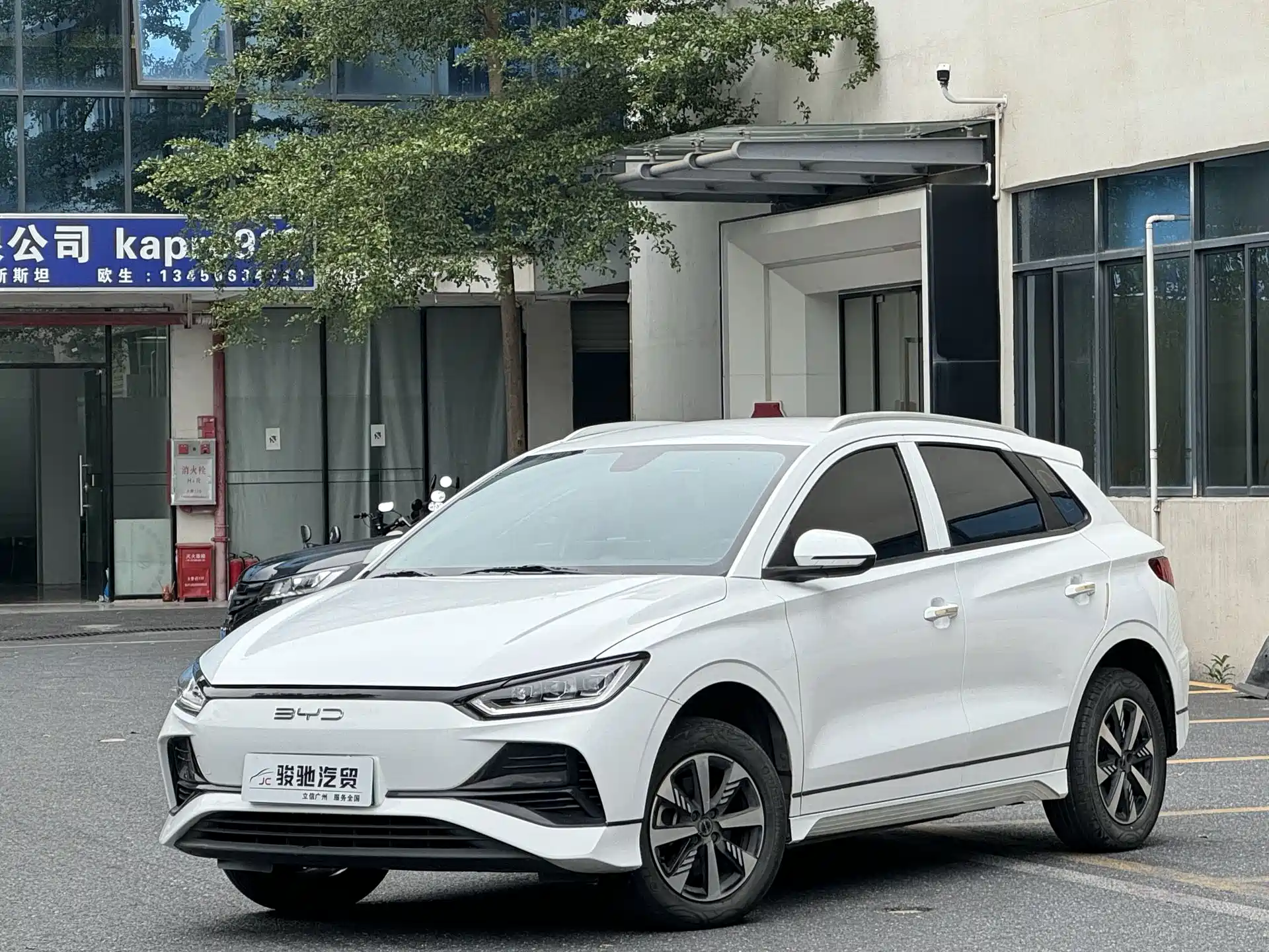 Фото 1 - BYD e2