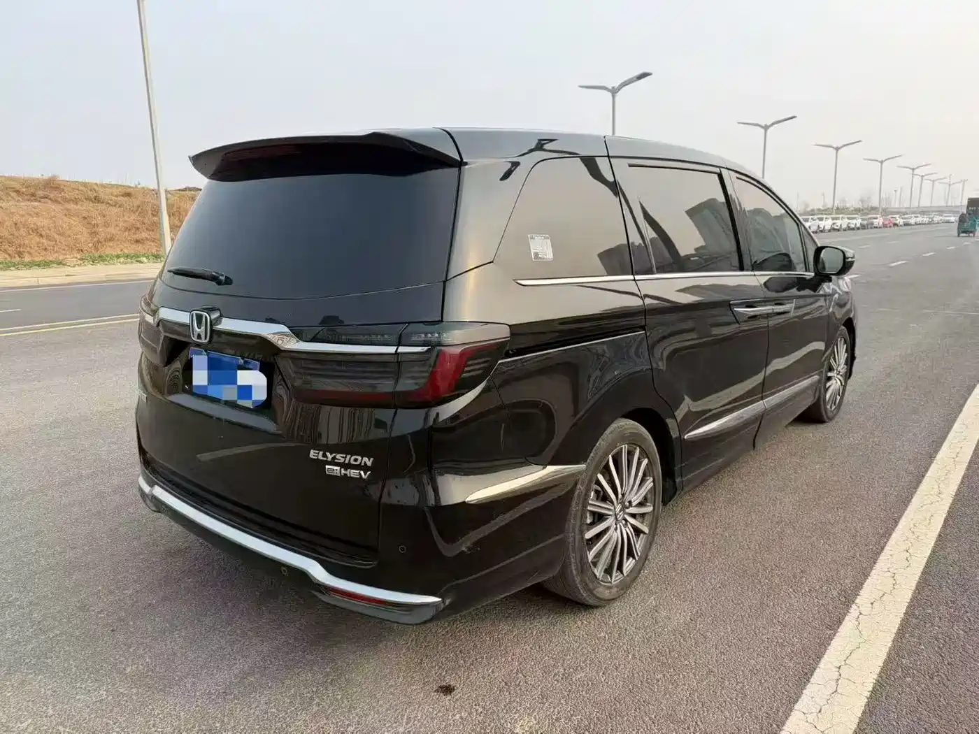 Honda Elysion 2023 2022 2.0L e:HEV Luxury