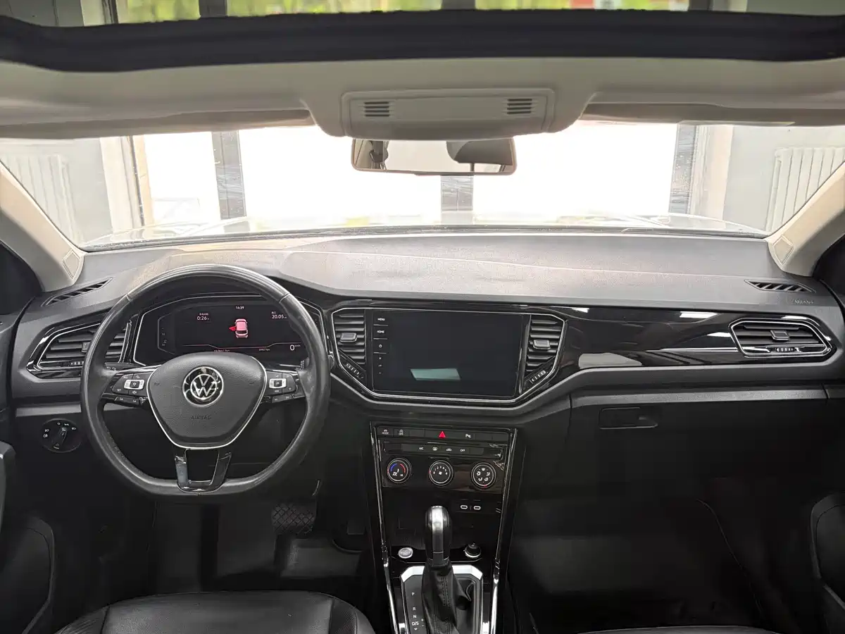 Volkswagen T-ROC 2022 280TSI DSG 2WD Comfort PLUS фото 18