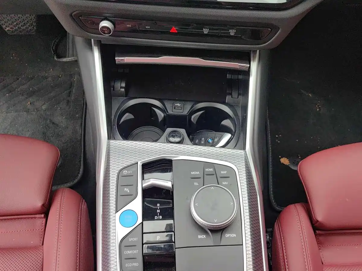 BMW i3 2024 eDrive 40 L Night Sport Package фото 7
