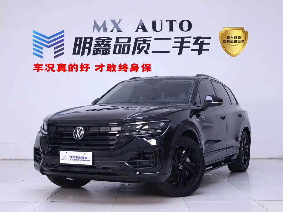 Volkswagen Touareg 2022 2021 3.0TSI Sharp Edition with Gloss Black Sports Package