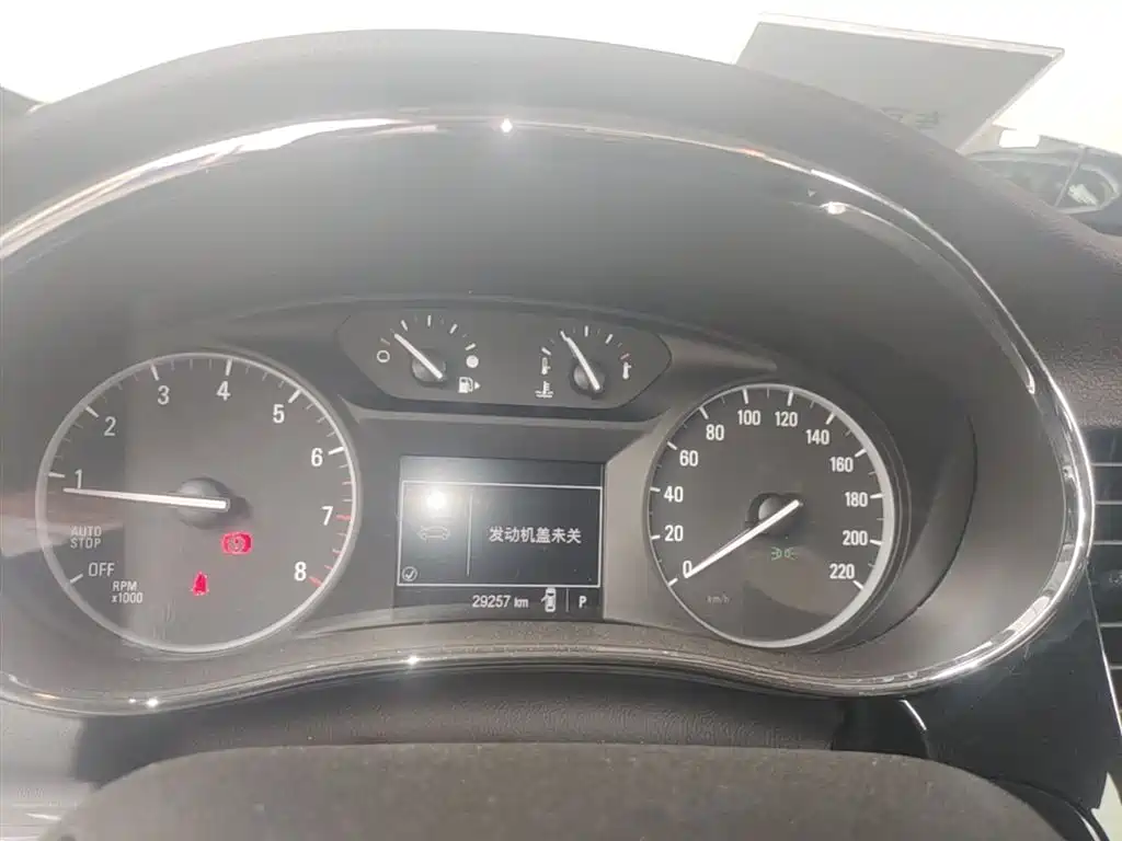 Buick Encore 2018 18T Automatic 2WD Urban Leading фото 12