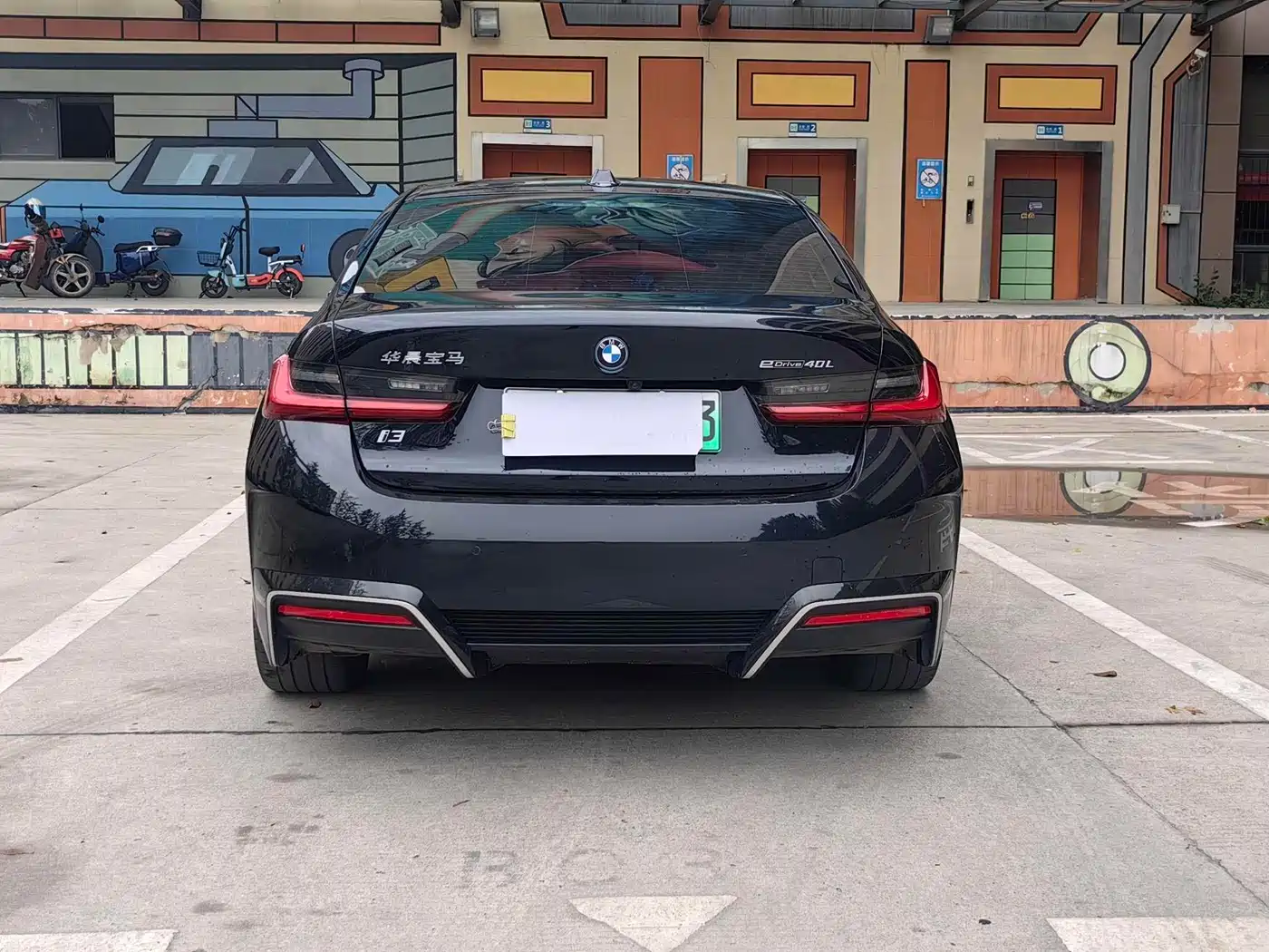 BMW i3 2024 eDrive 40 L Night Sport Package фото 14