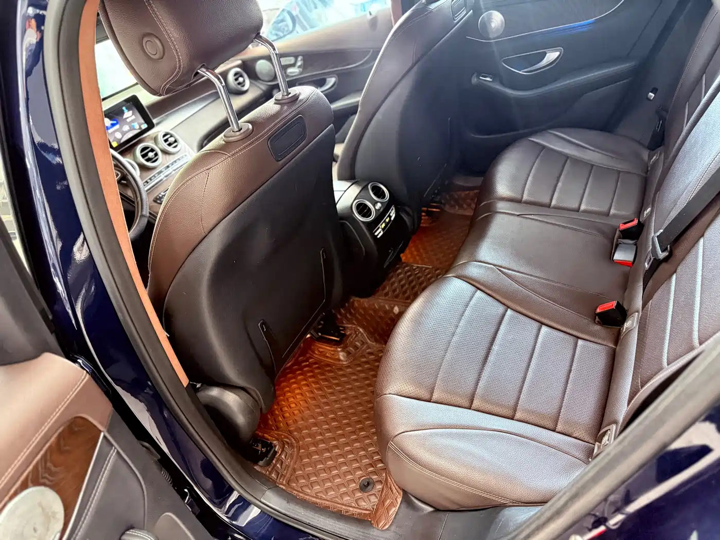 Mercedes-Benz GLC 2017 GLC 300 4MATIC Dynamic фото 9