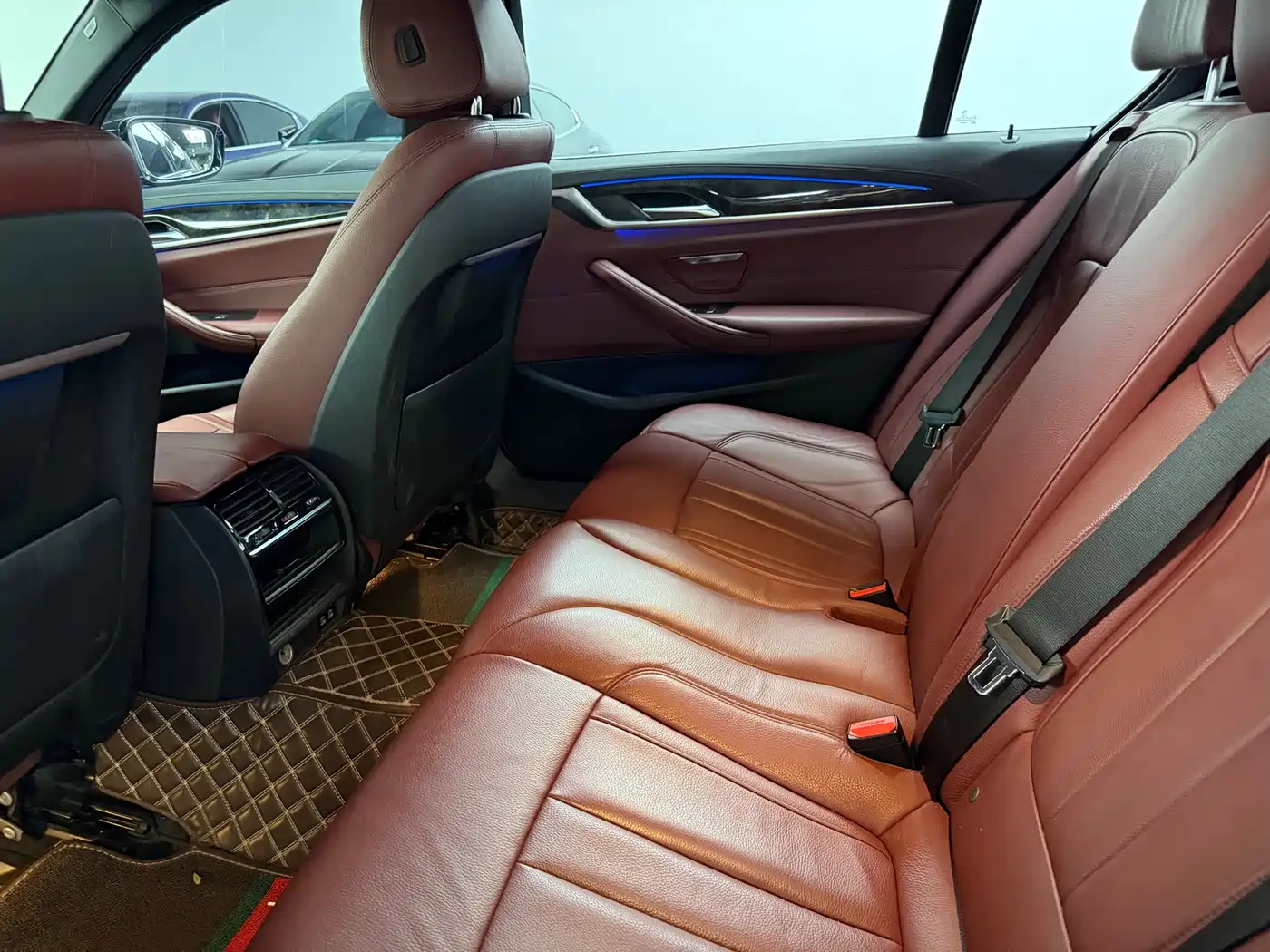 BMW 5 Series 2020 530Li Leading M Sport Package фото 10