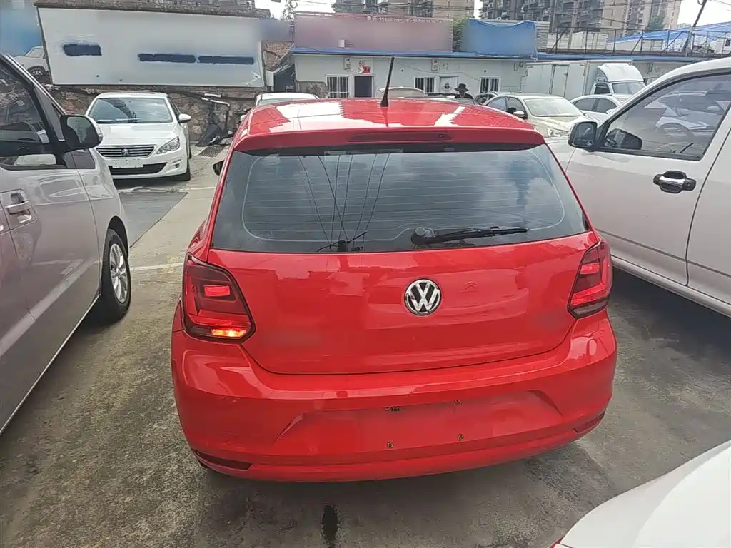 Volkswagen Polo 2018 1.5L Manual Safe Drive фото 6