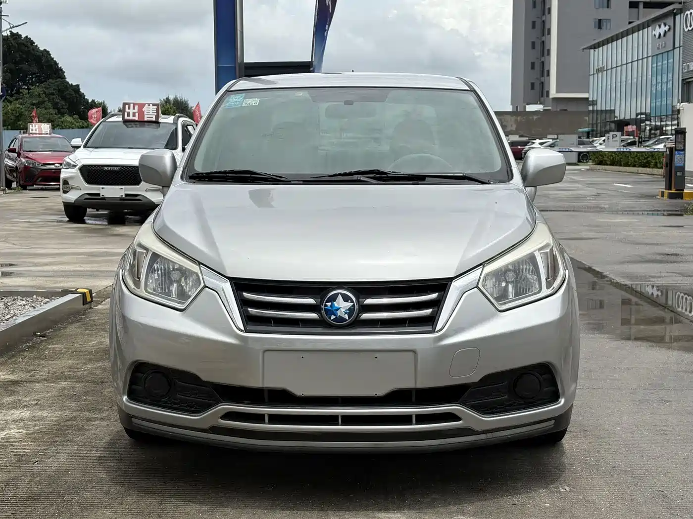 2016 Venucia D50