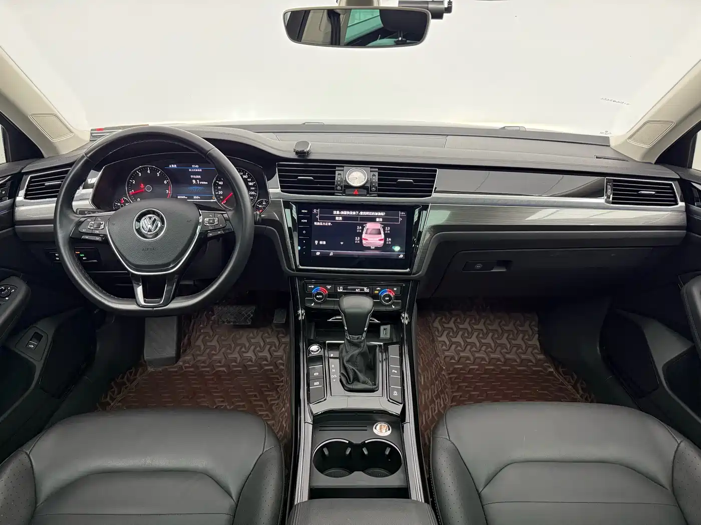 Volkswagen Phideon 2019 380TSI 2WD Business Edition China V фото 13