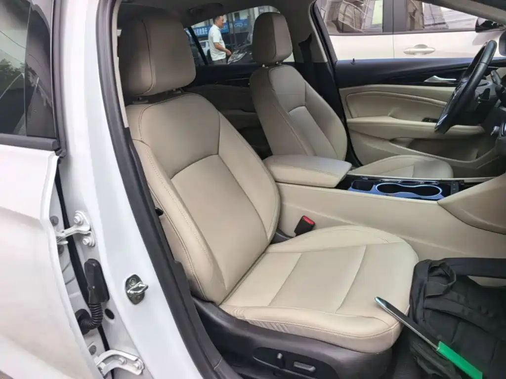 Фото 25 - Buick Regal