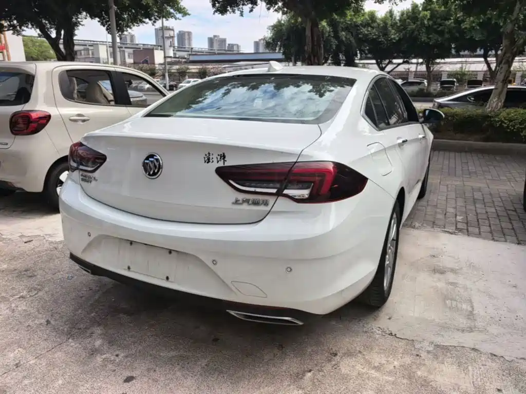 Фото 7 - Buick Regal