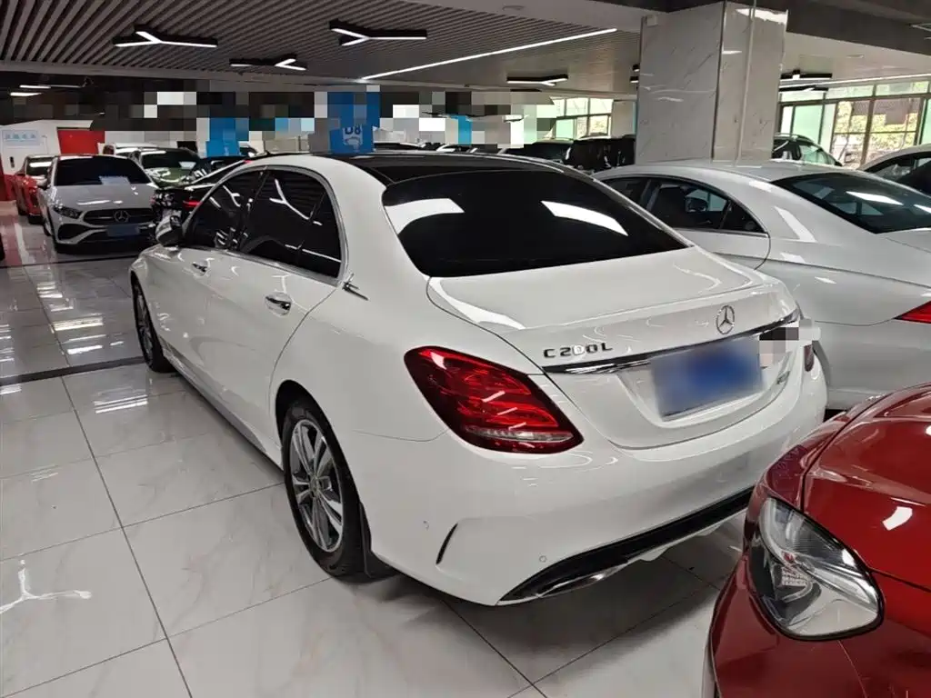 Mercedes-Benz C-Class 2017 Facelift C 200 L Sport Edition фото 5