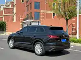 Фото 9 - Volkswagen Touareg
