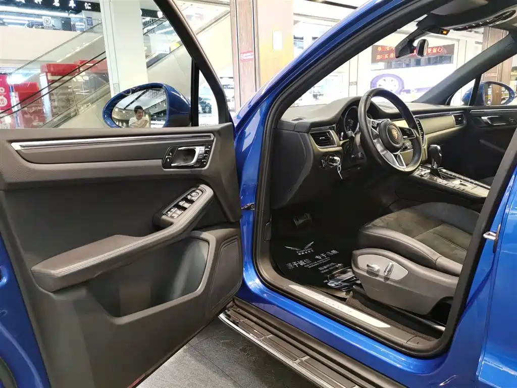 Porsche Macan 2016 Macan 2.0T фото 5