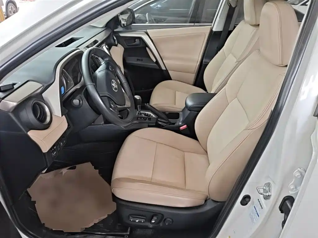 Toyota RAV4 Rongfang 2015 2.5L Automatic 4WD Elite Edition фото 15