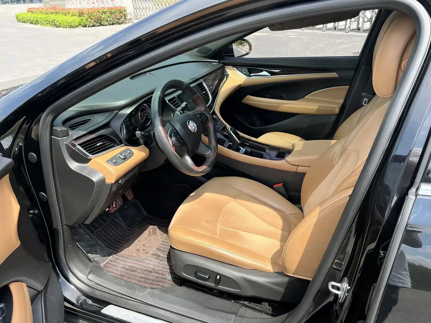 Buick LaCrosse 2018 Model 28T Elite Edition фото 10
