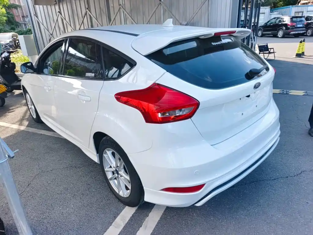 Ford Focus 2017 2017 Hatchback EcoBoost 180 Auto Elite