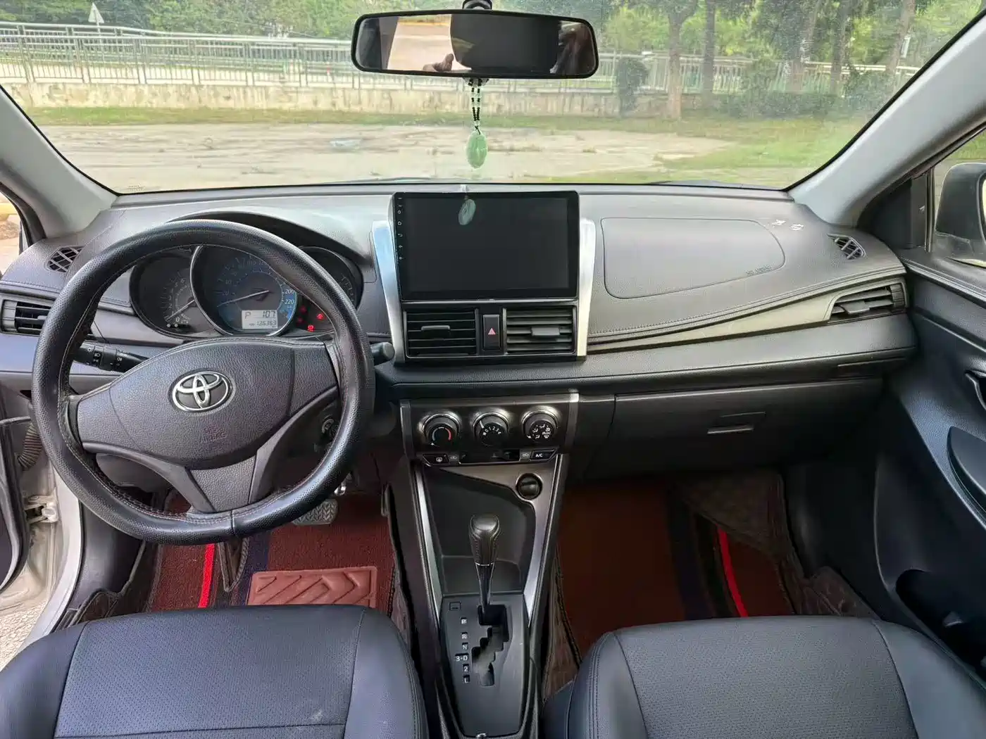 Toyota YARiS L Zhi Xuan 2014 1.3E Automatic Charming Edition фото 5