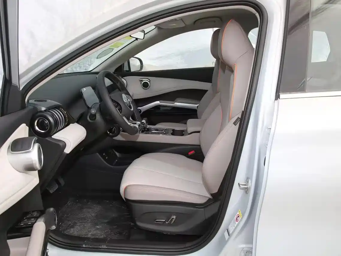 BYD Yuan PLUS 2024 Glory Edition 510KM Leading фото 2