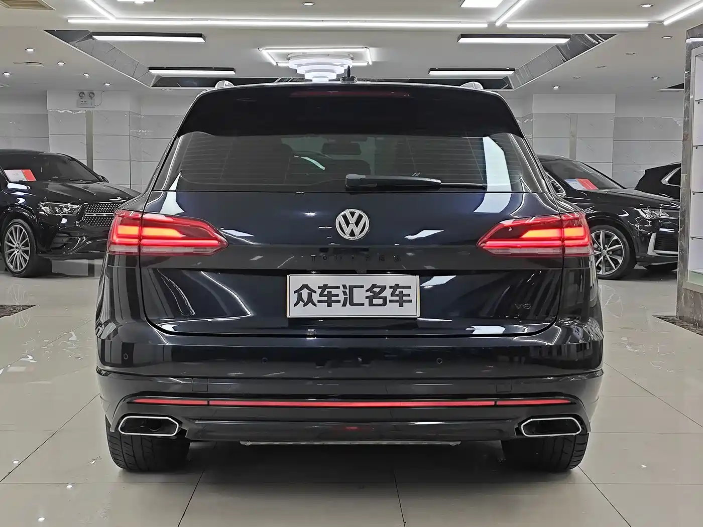 VOLKSWAGEN TOUAREG