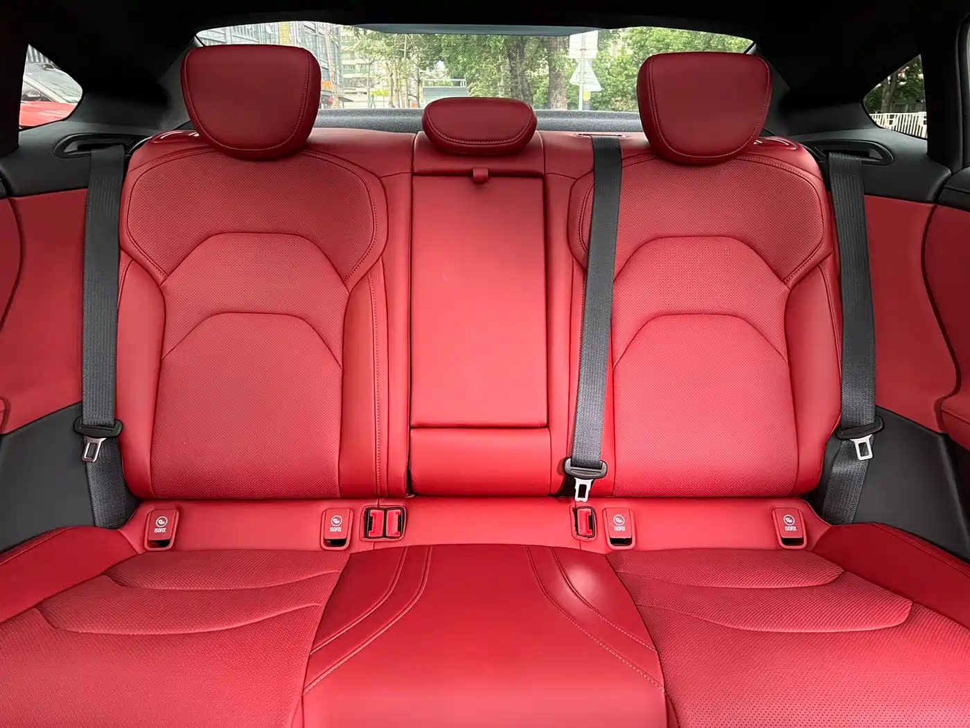 Xiaomi Auto Xiaomi SU7 2024 AWD Extended Range Advanced Smart Driving Max Edition фото 17