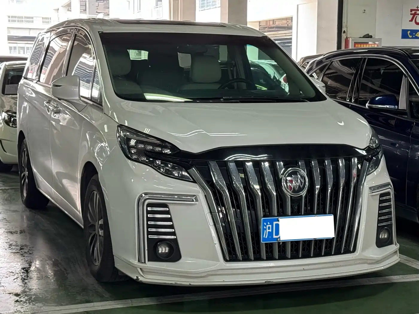 Buick GL8 2021 ES Landlord 653T Comfort фото 3