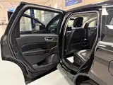 Фото 12 - Ford Edge