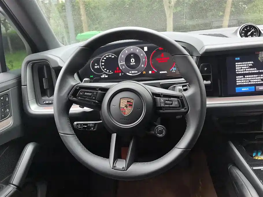 Porsche Cayenne 2025 Cayenne 3.0T Dream Chaser Edition фото 15