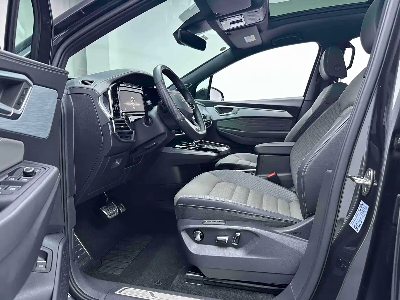 Фото 3 - Volkswagen Talagon