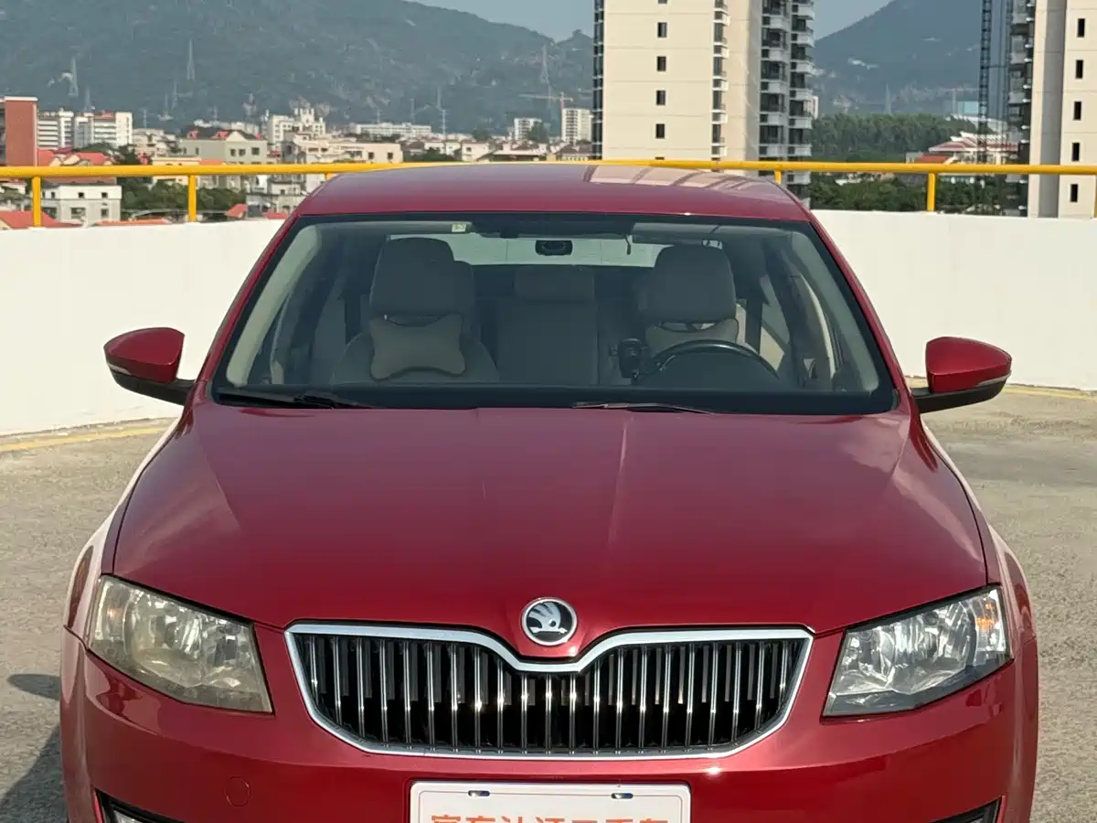 Škoda Octavia 2015 1.6L Automatic逸杰版 фото 2