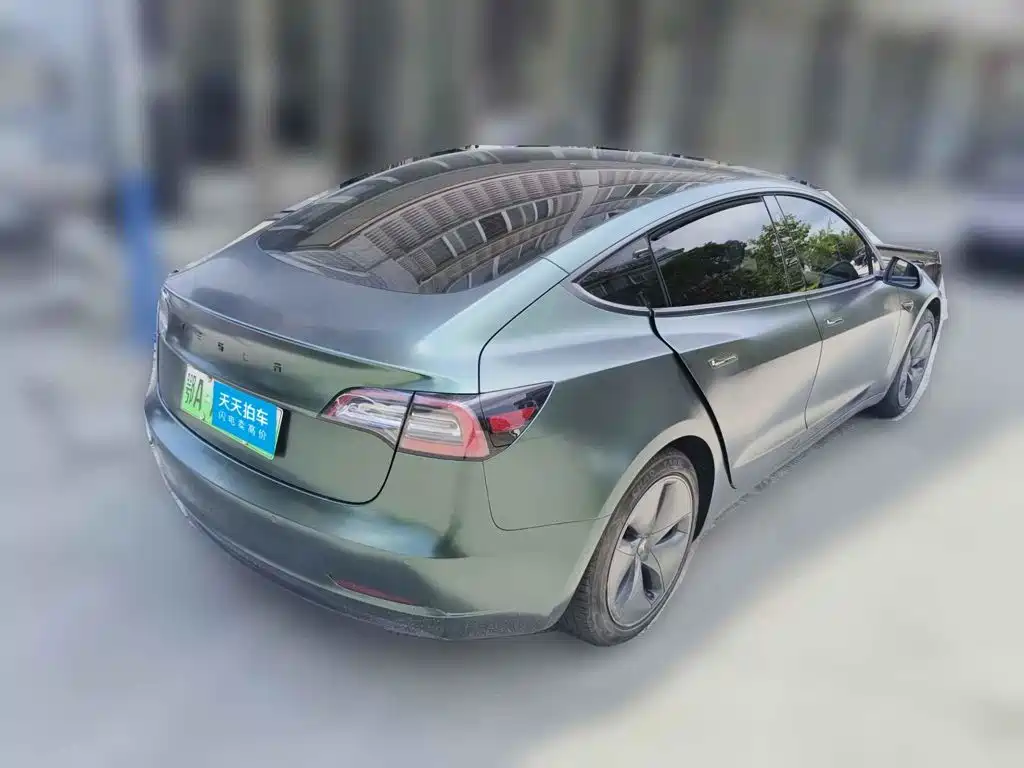 Фото 5 - Tesla Model 3